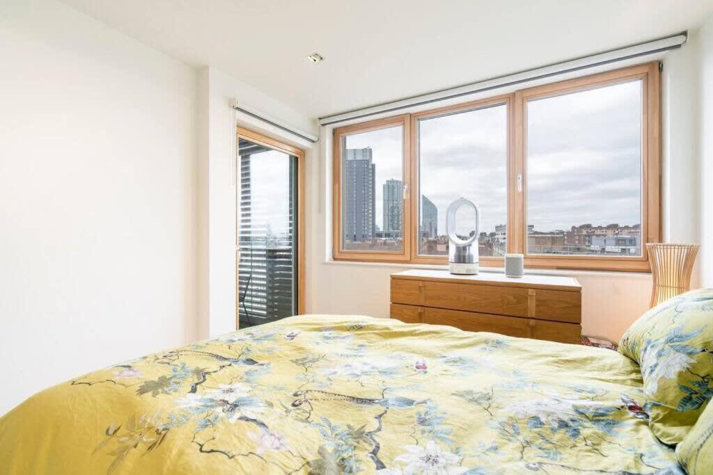 1 Bedroom Penthouse Flat In East Londra Dış mekan fotoğraf